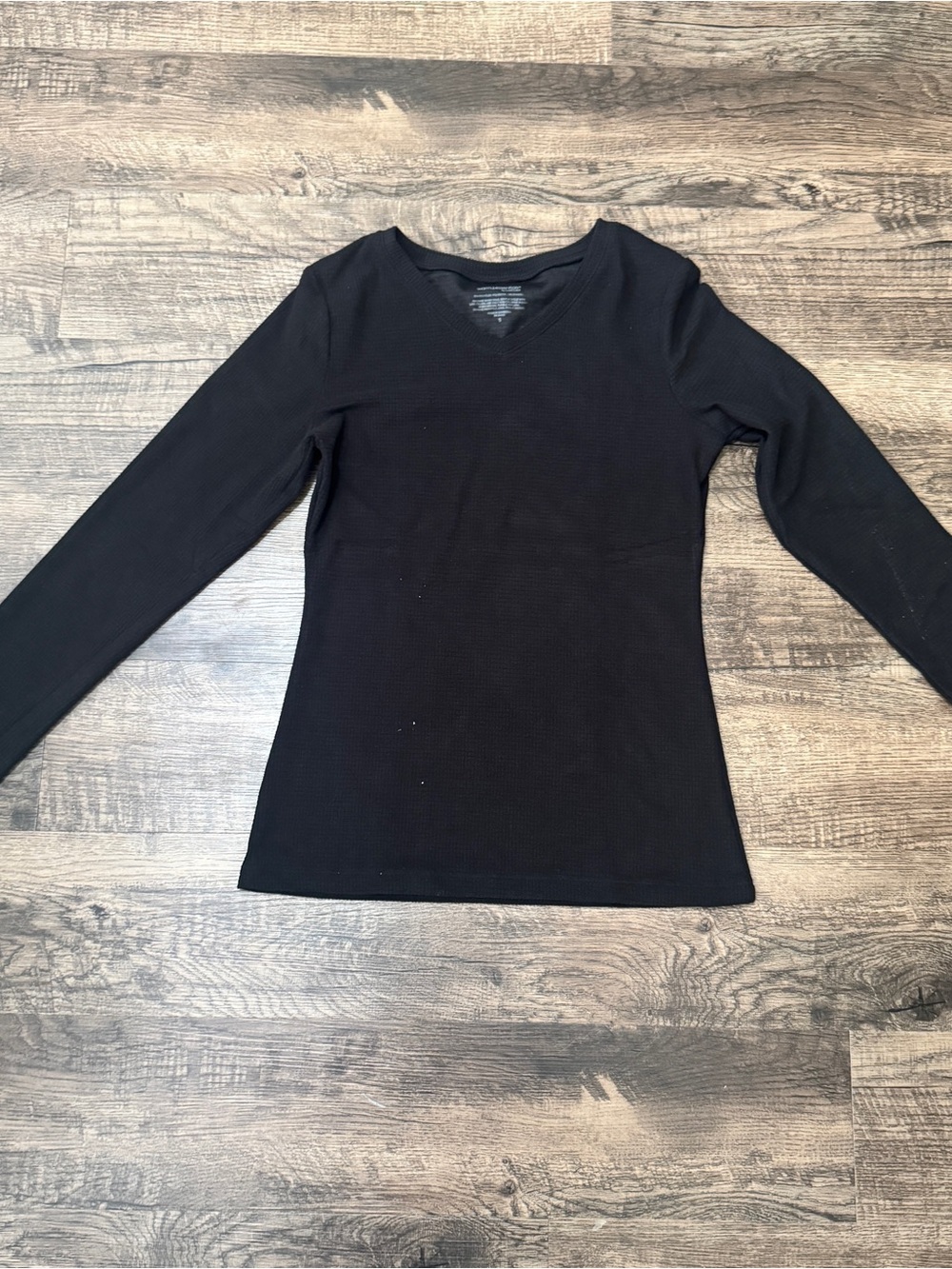 Cuddl Duds Black Waffle-Knit V-Neck Thermal Top